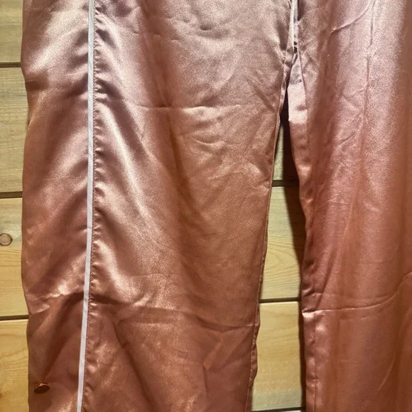 We are HAH Satin Pajama Set Pink Button Down Top Wide Leg ECO Friendly Sz Sm